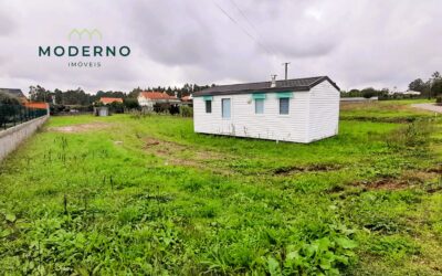 Terreno com casa móvel e projeto para anexo